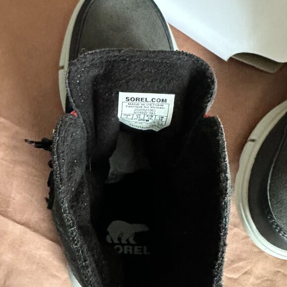 Sorel Kids Explorer Lace Waterproof Boots US 1 Jet Black Fur Winter Boot - Picture 6 of 6